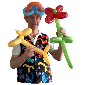 Derby childrens entertainer party magician Stuart balloon modelling