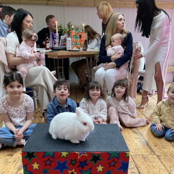 Castle Donington Magician | Children’s Party Entertainment Castle Donington birthday party photo with Snowy the rabbit