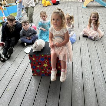 Snowy the rabbit at a kids' birthday celebration in Ilkeston