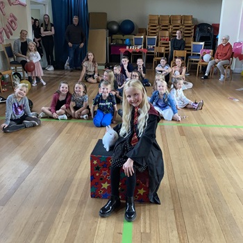 Stuart the magician, your go-to children's entertainer for captivating magic shows and lively, one-of-a-kind kids' parties in Leicester, packed with surprises and laughter