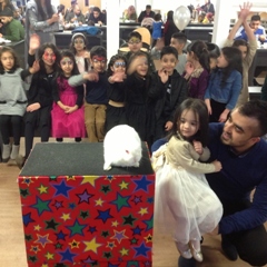 childrens magic show performance at a birthday party