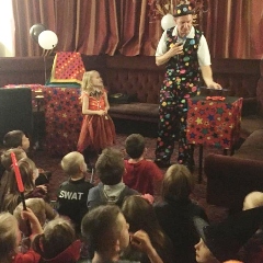 Derby entertainment magician magic show