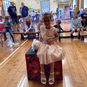 Children’s entertainer with Snowy the live rabbit at a birthday party in Allestree