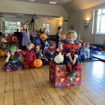 Children’s entertainer with Snowy the live rabbit at a birthday party in Chellaston