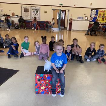 Children’s entertainer with Snowy the live rabbit at a birthday party in Kegworth