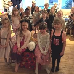 Blaby Civic Centre venue hire for family birthday parties Magic Stuart entertainer set up at Blaby Civic Centre Leicestershire