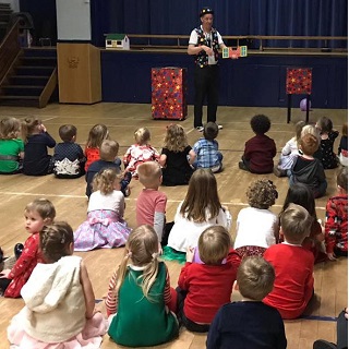 magic show for schools kids entertainer