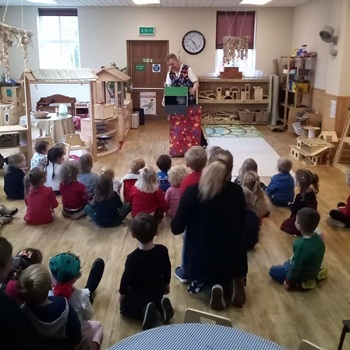 Stuart entertaining young party guests with comedy magic and audience interaction in Nottinghamshire.