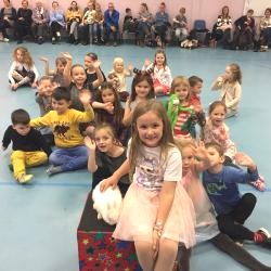 Hilton Village Hall party venue hire for Derby families Children's birthday party games at Hilton Village Hall South Derbyshire