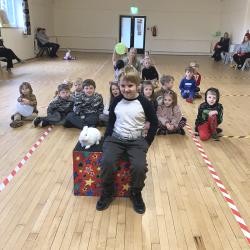 Rainworth Village Hall party venue for kids birthday entertainment Interactive kids magic show at Rainworth Village Hall NG21 Mansfield